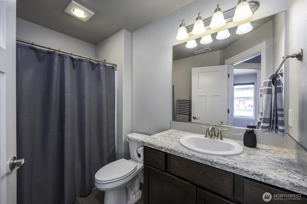 1012 8th Avenue NE Ephrata, WA 98823