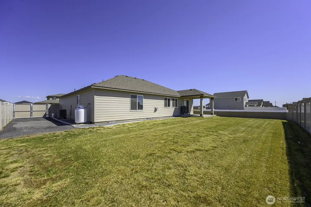 1012 8th Avenue NE Ephrata, WA 98823