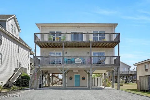 2416 Island Drive