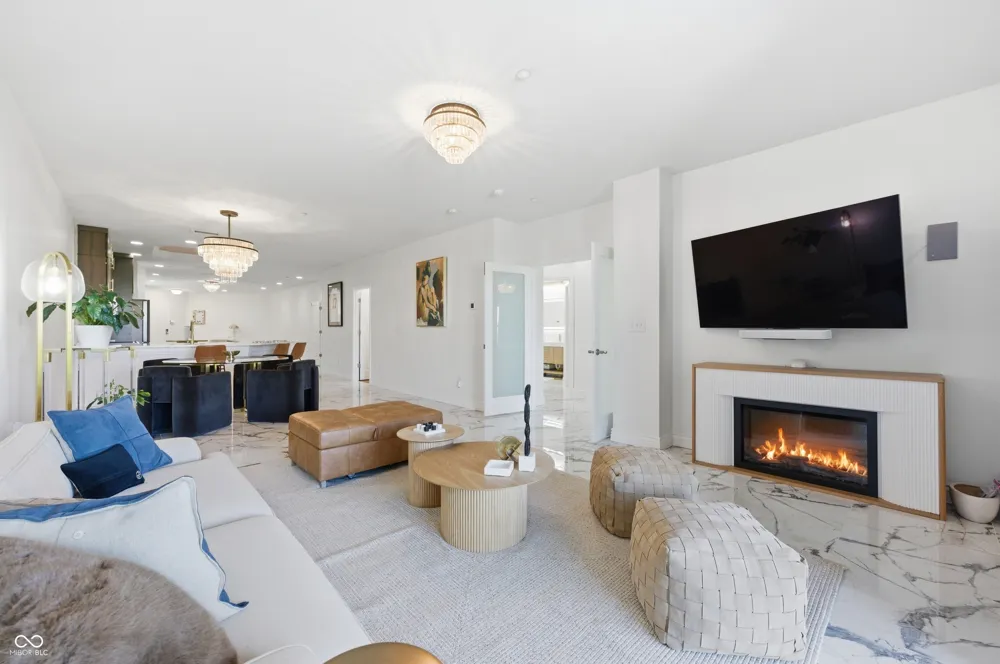 435 Virginia Avenue #302 Indianapolis, IN 46203