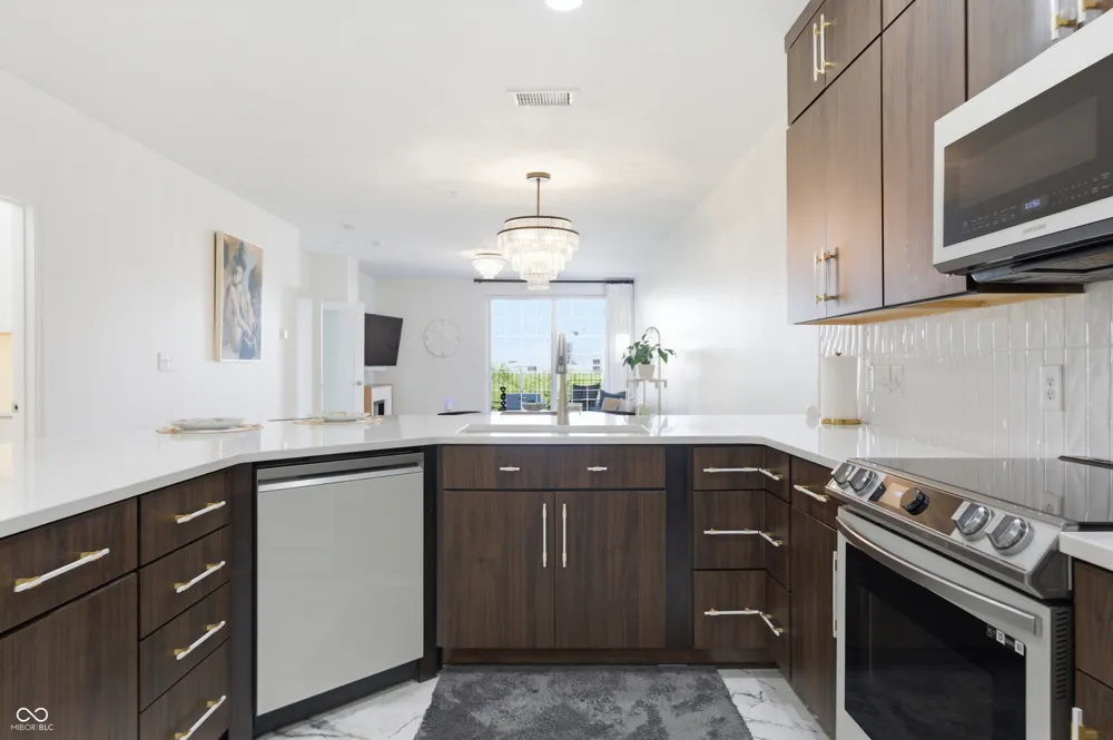 435 Virginia Avenue #302 Indianapolis, IN 46203