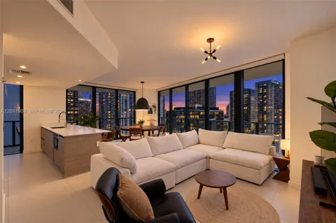 1300 S Miami Ave #2001