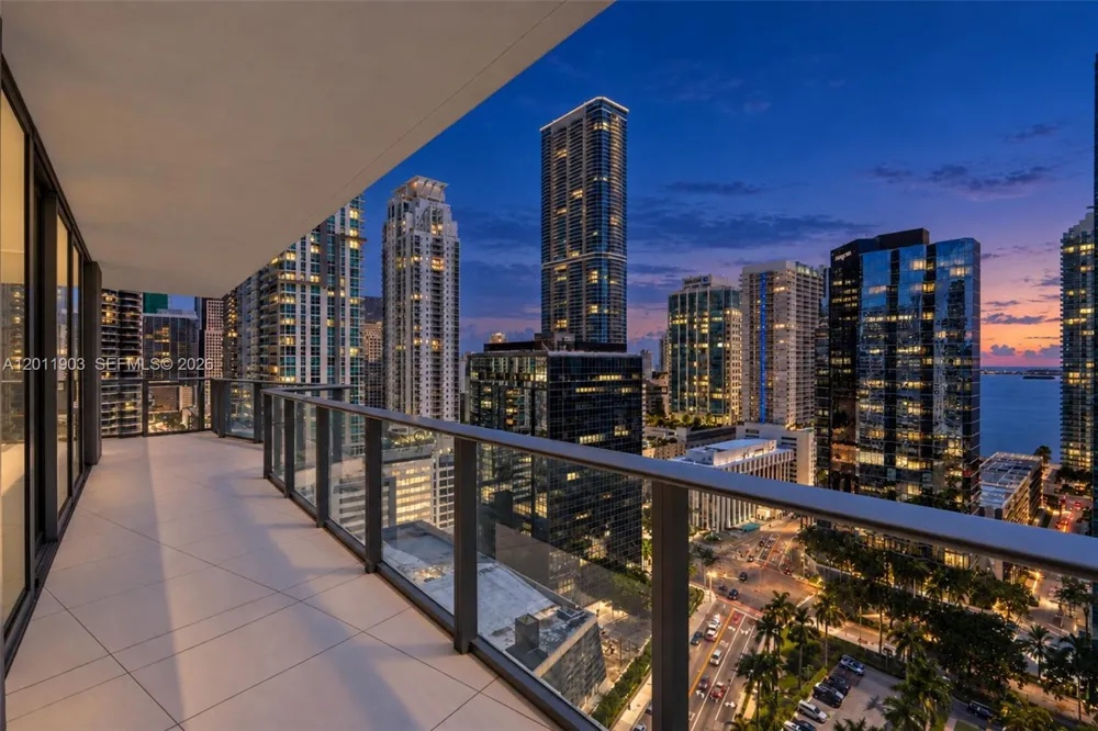 1300 S Miami Ave #2001 Miami, FL 33130