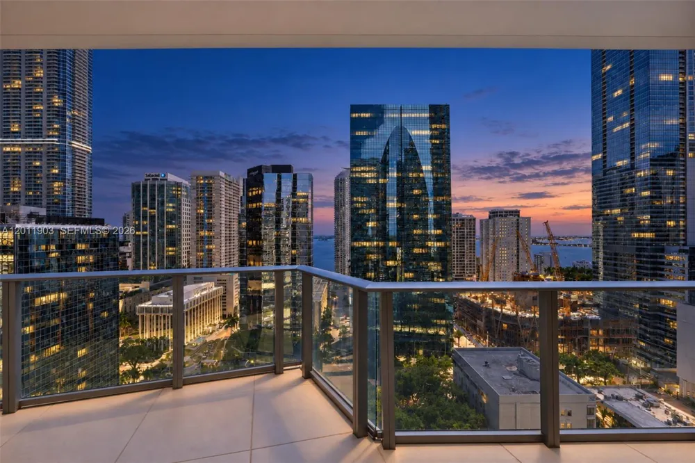 1300 S Miami Ave #2001 Miami, FL 33130