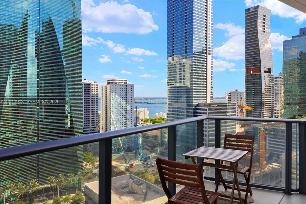 1300 S Miami Ave #2001 Miami, FL 33130