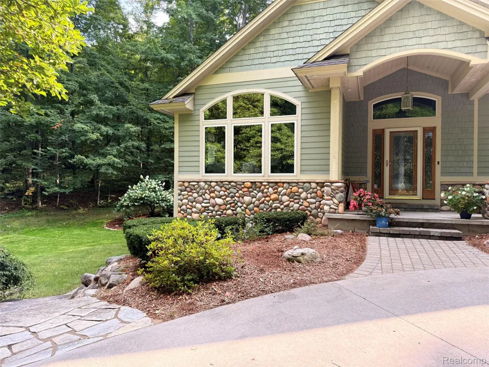 6788 E Hoxie Road Solon Township, MI 49621