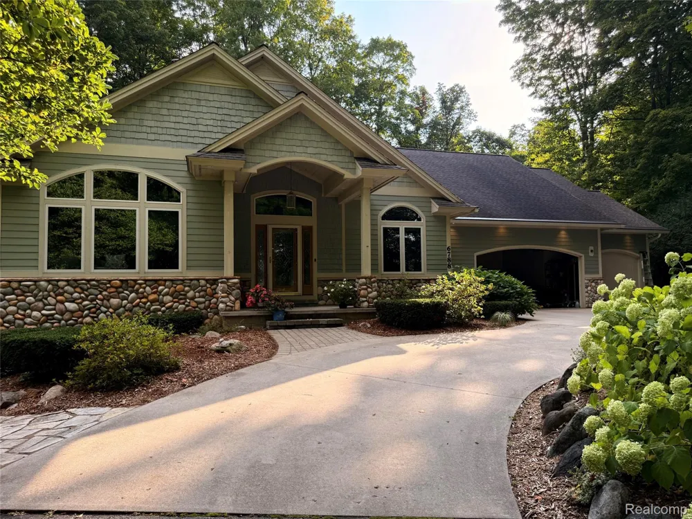 6788 E Hoxie Road Solon Township, MI 49621