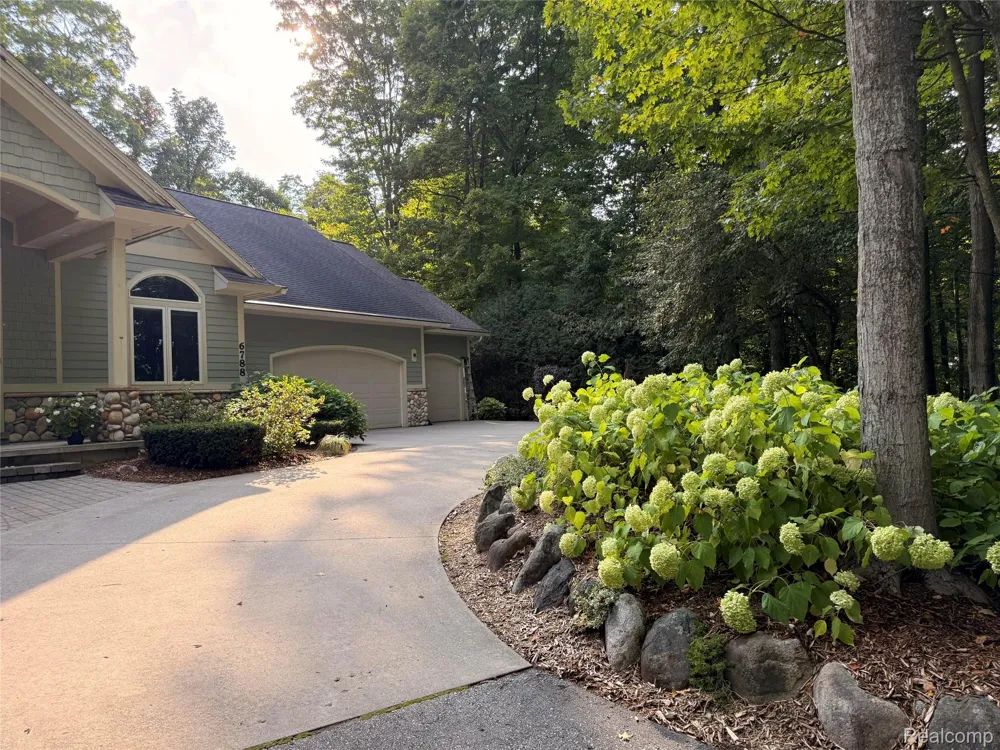 6788 E Hoxie Road Solon Township, MI 49621