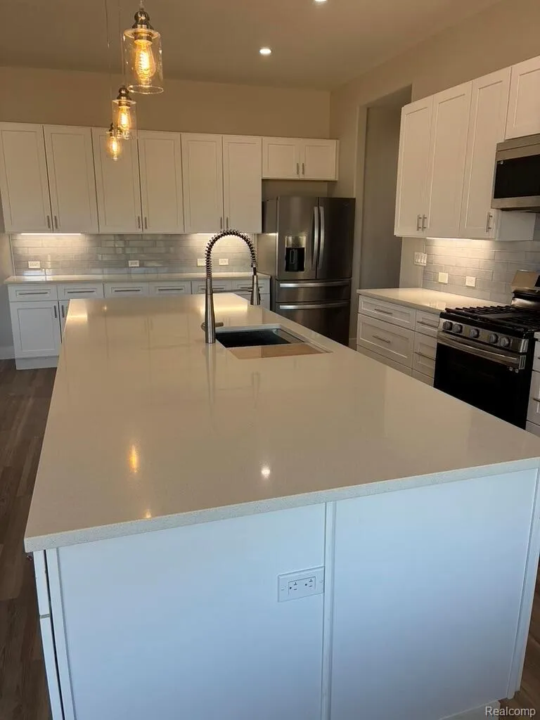 6788 E Hoxie Road Solon Township, MI 49621