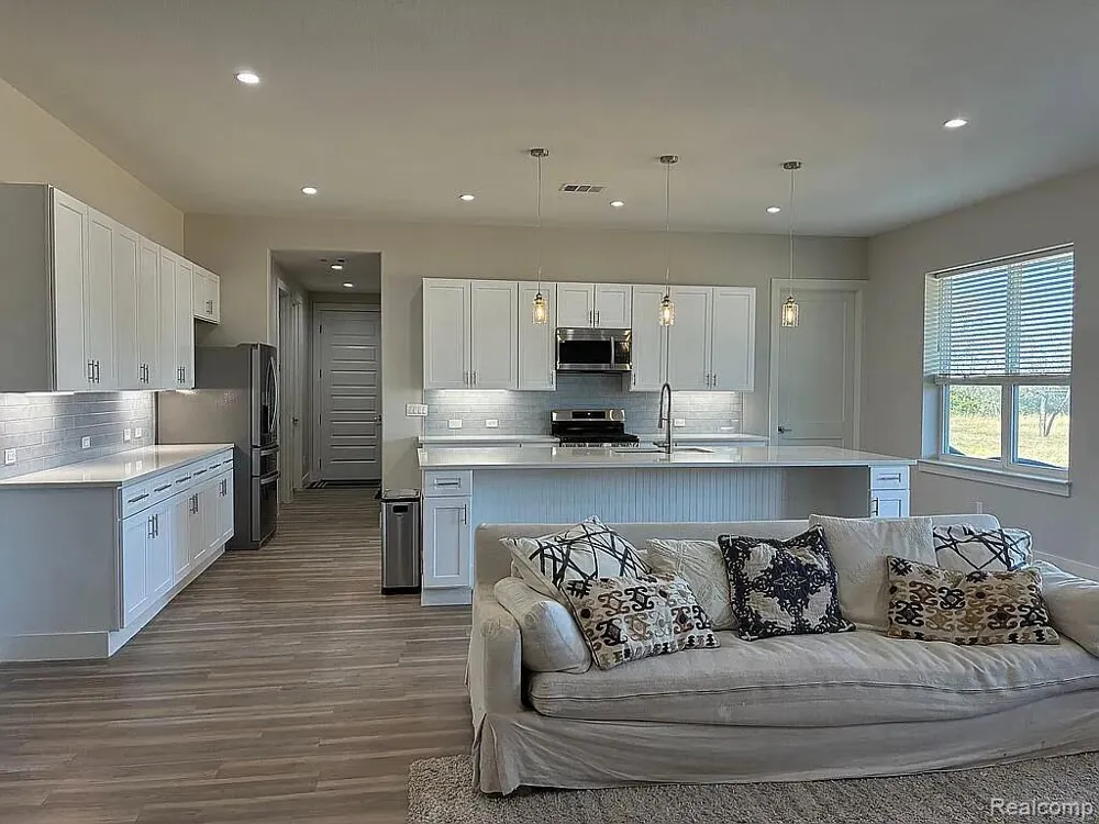 6788 E Hoxie Road Solon Township, MI 49621