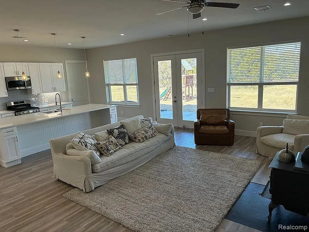 6788 E Hoxie Road Solon Township, MI 49621