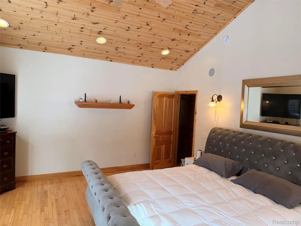 6788 E Hoxie Road Solon Township, MI 49621