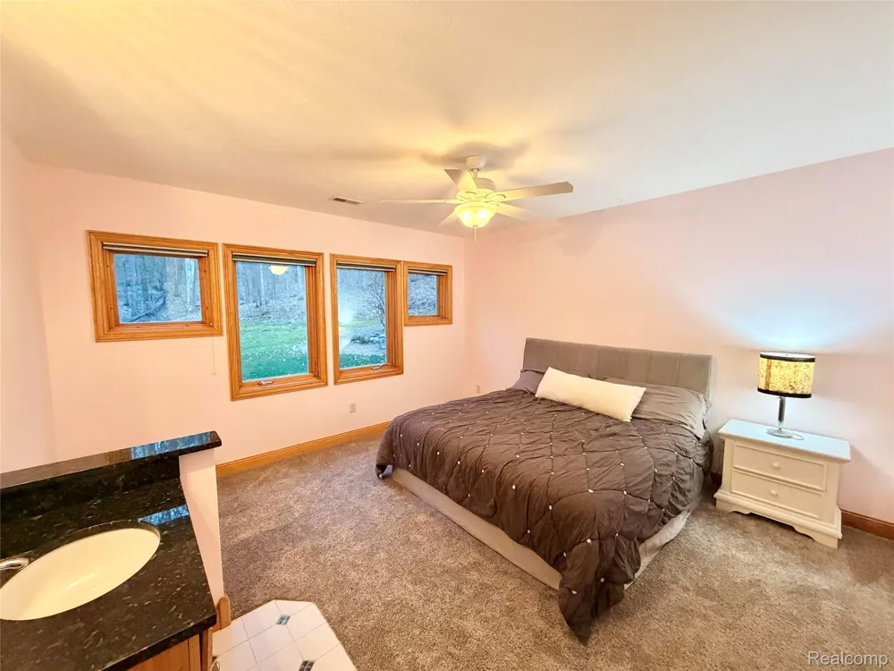 6788 E Hoxie Road Solon Township, MI 49621