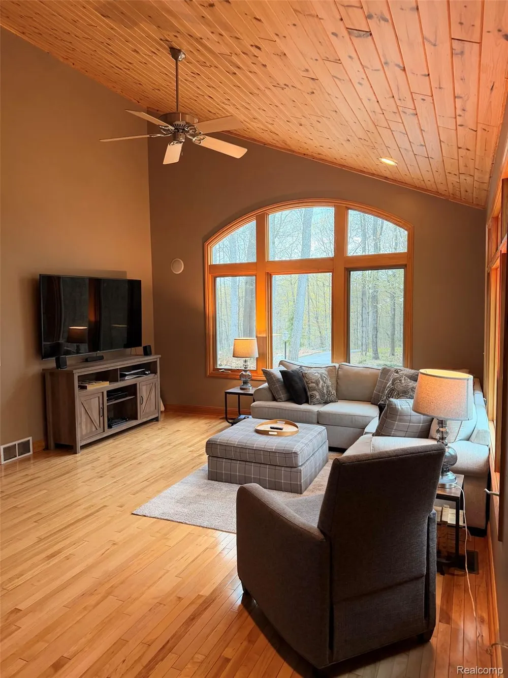6788 E Hoxie Road Solon Township, MI 49621