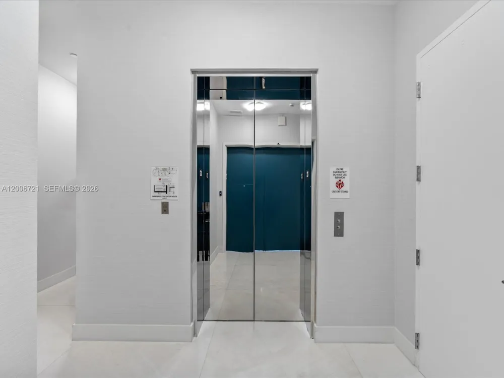 17475 Collins Ave #2302 Sunny Isles Beach, FL 33160