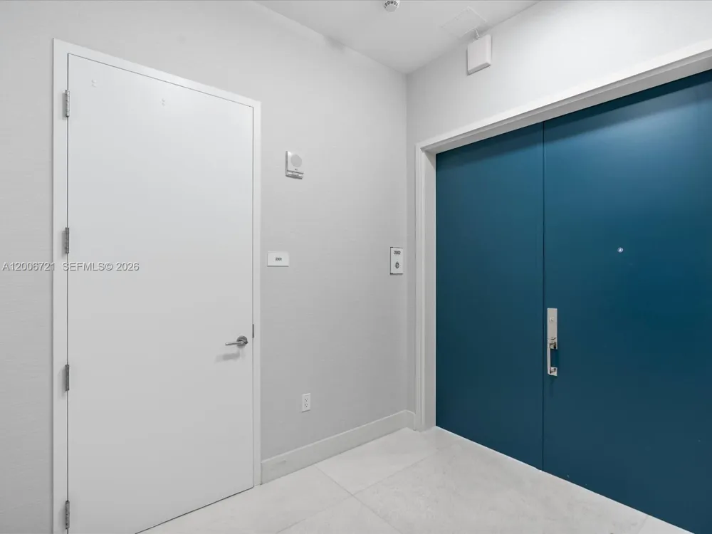 17475 Collins Ave #2302 Sunny Isles Beach, FL 33160