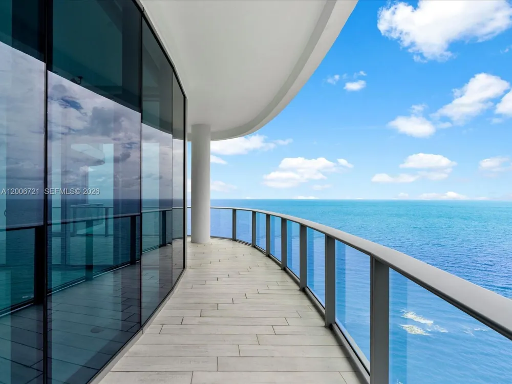17475 Collins Ave #2302 Sunny Isles Beach, FL 33160