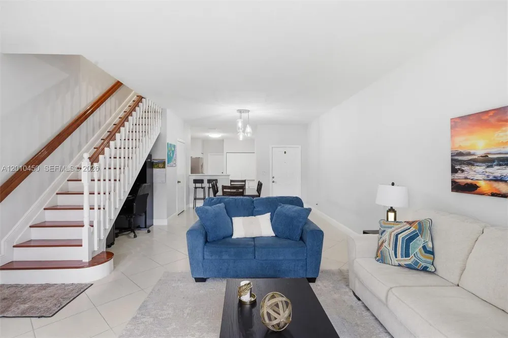 2132 Bahia Ln Weston, FL 33327