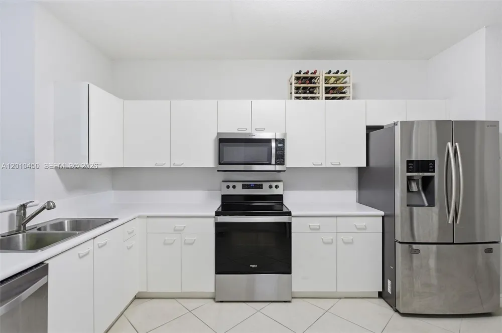 2132 Bahia Ln Weston, FL 33327