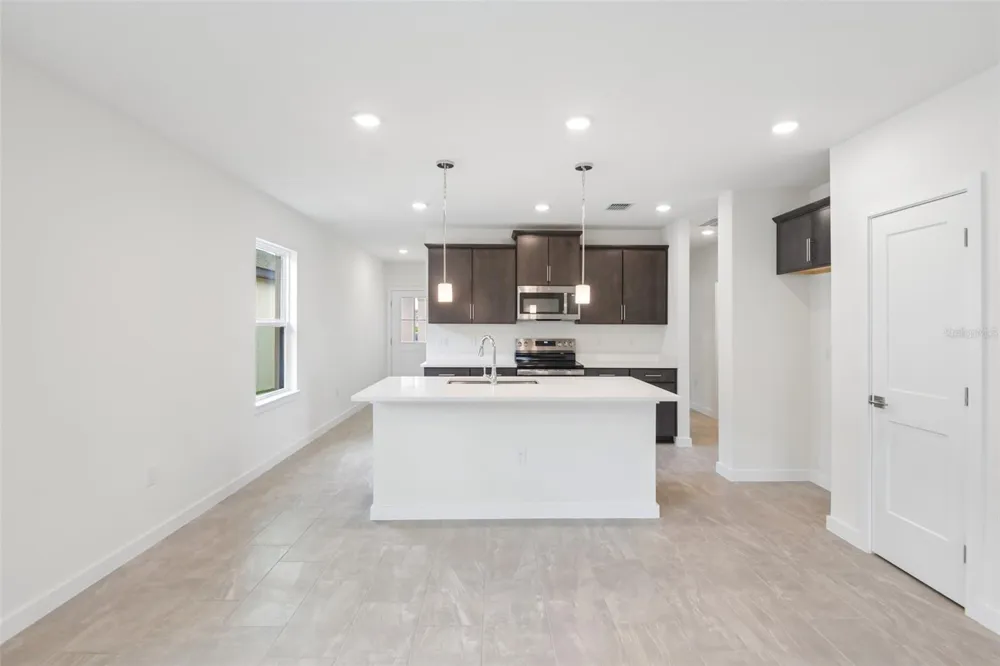 3346 CUP DRIVE Lakeland, FL 33803