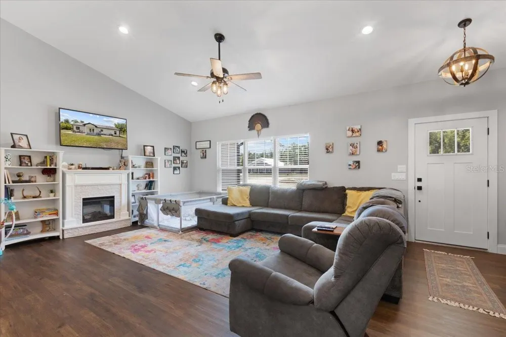 5231 NW 73RD STREET Chiefland, FL 32626