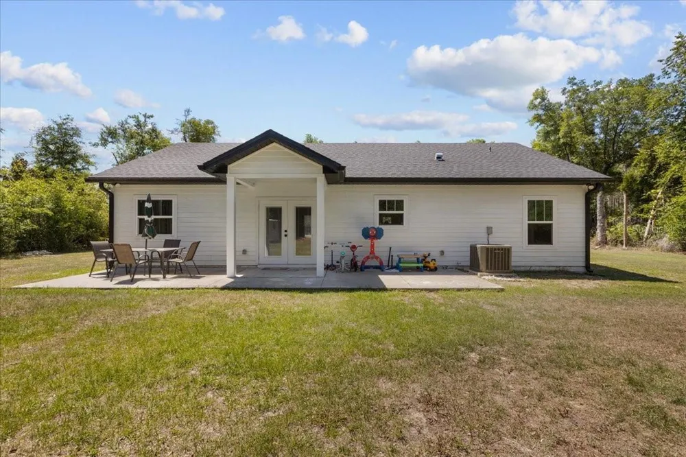 5231 NW 73RD STREET Chiefland, FL 32626