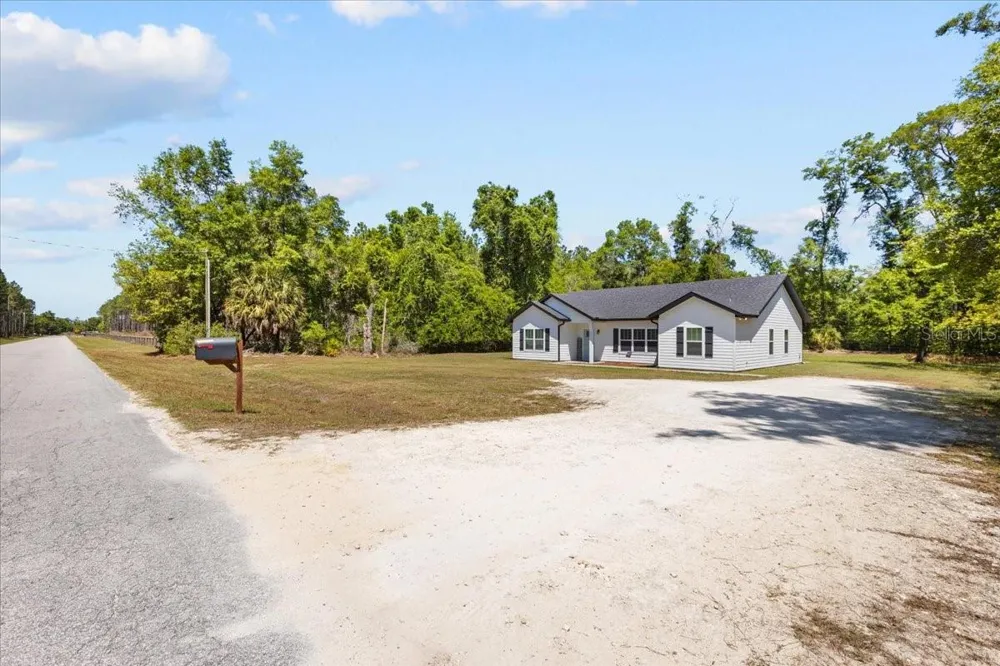 5231 NW 73RD STREET Chiefland, FL 32626