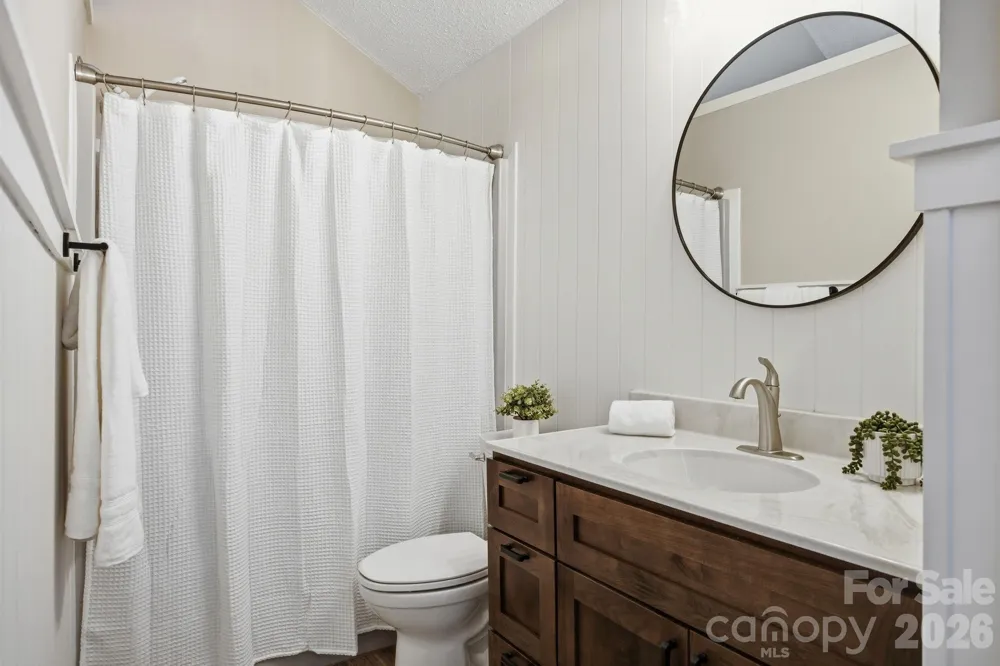 8186 NC 183 Highway Linville Falls, NC 28657