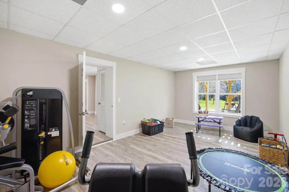 8186 NC 183 Highway Linville Falls, NC 28657