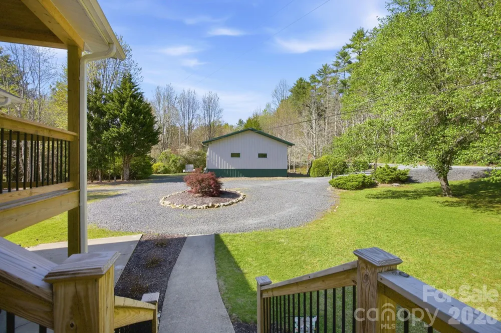 8186 NC 183 Highway Linville Falls, NC 28657