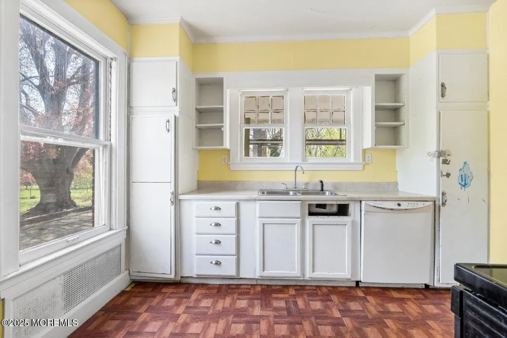74 Reynolds Drive Eatontown, NJ 07724