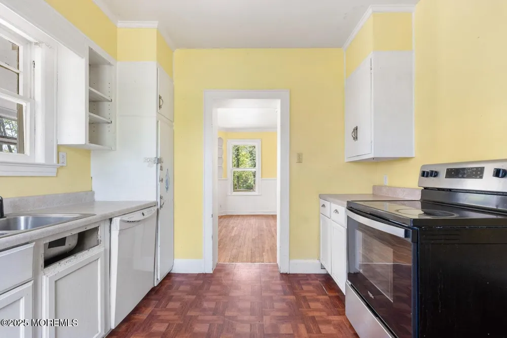 74 Reynolds Drive Eatontown, NJ 07724