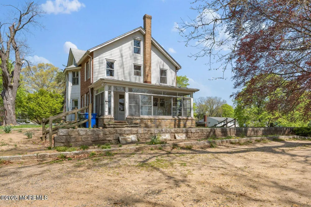 74 Reynolds Drive Eatontown, NJ 07724