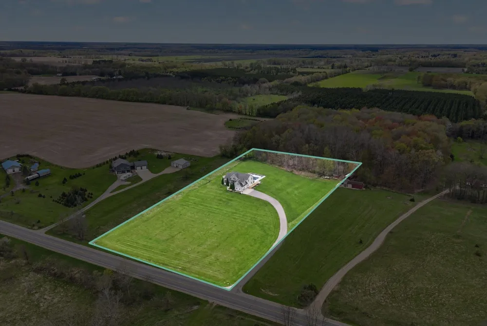 4362 S Vickeryville Road Evergreen Township, MI 48884