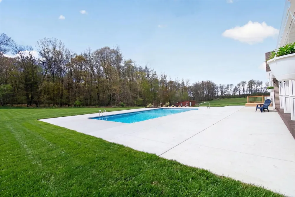 4362 S Vickeryville Road Evergreen Township, MI 48884