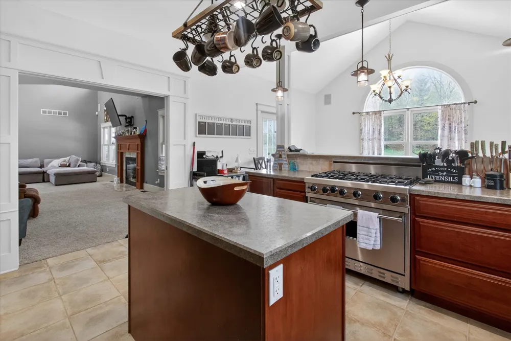 4362 S Vickeryville Road Evergreen Township, MI 48884
