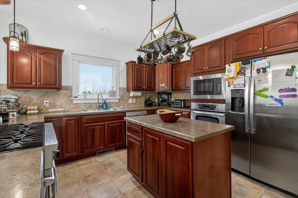 4362 S Vickeryville Road Evergreen Township, MI 48884