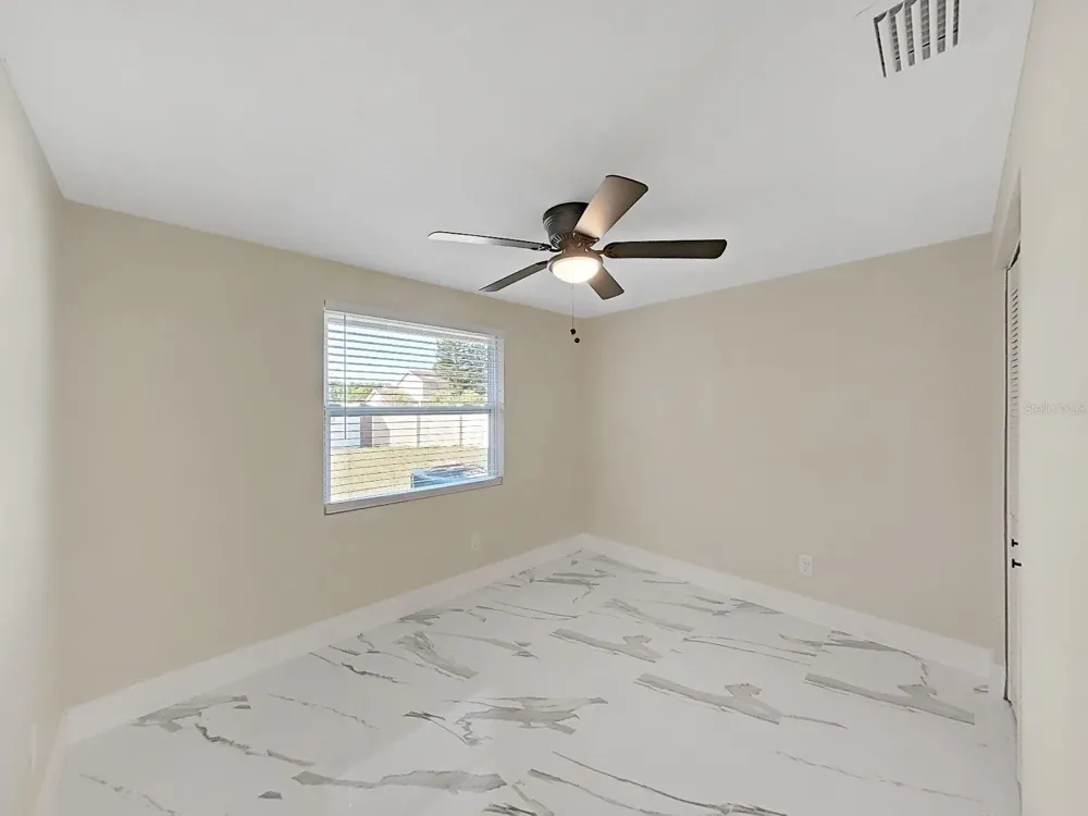7218 LUNITA COURT Tampa, FL 33625