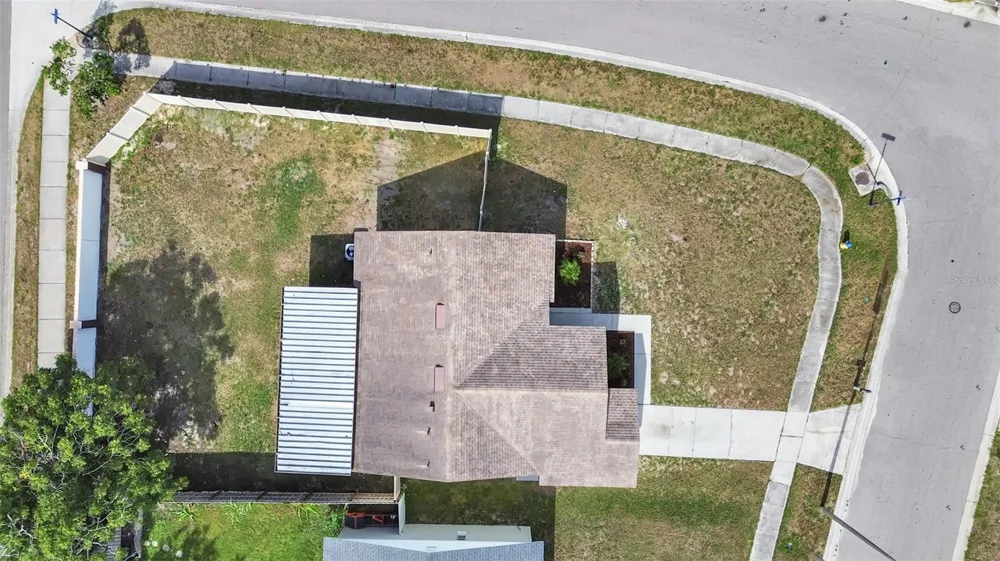 7218 LUNITA COURT Tampa, FL 33625