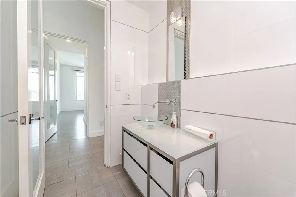 23980 Falcons View Diamond Bar, CA 91765