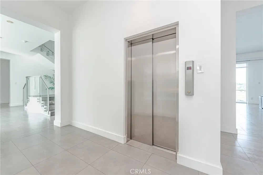 23980 Falcons View Diamond Bar, CA 91765