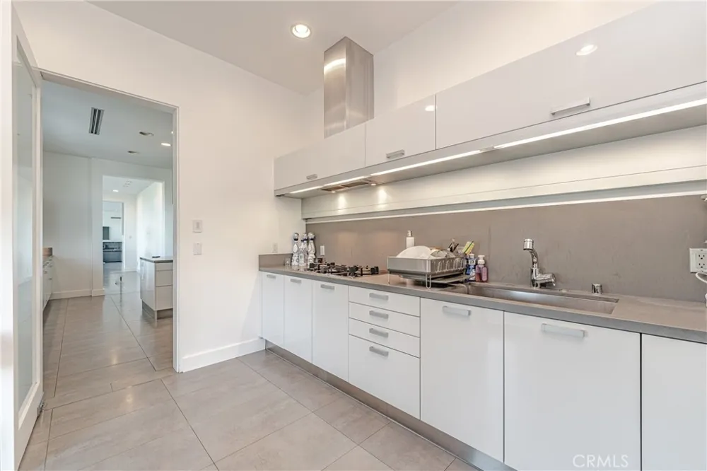 23980 Falcons View Diamond Bar, CA 91765