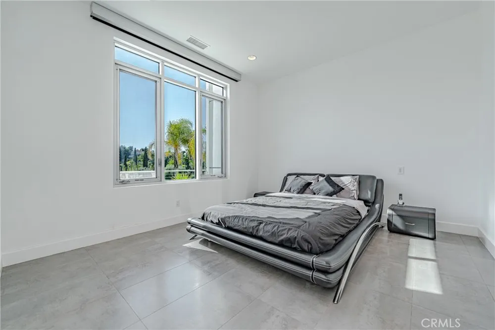 23980 Falcons View Diamond Bar, CA 91765