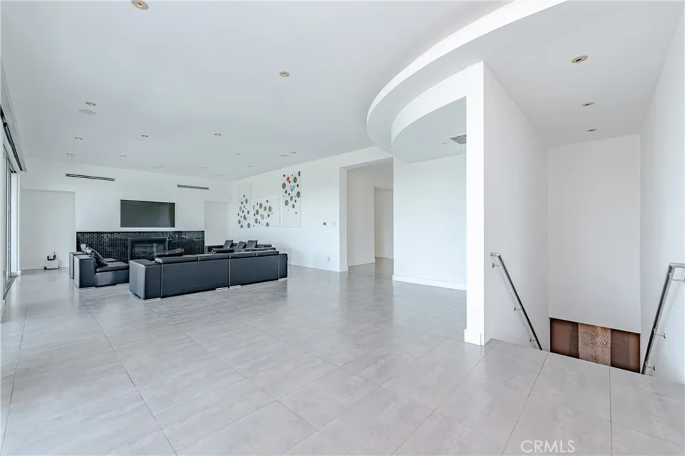 23980 Falcons View Diamond Bar, CA 91765