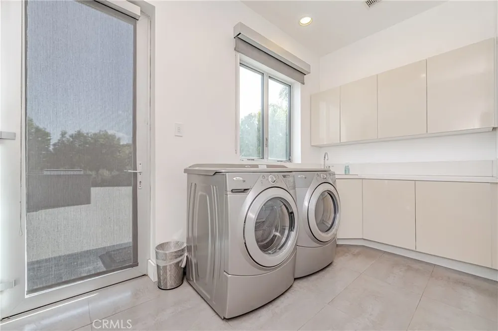23980 Falcons View Diamond Bar, CA 91765