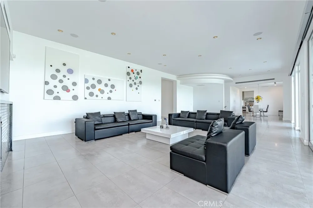 23980 Falcons View Diamond Bar, CA 91765