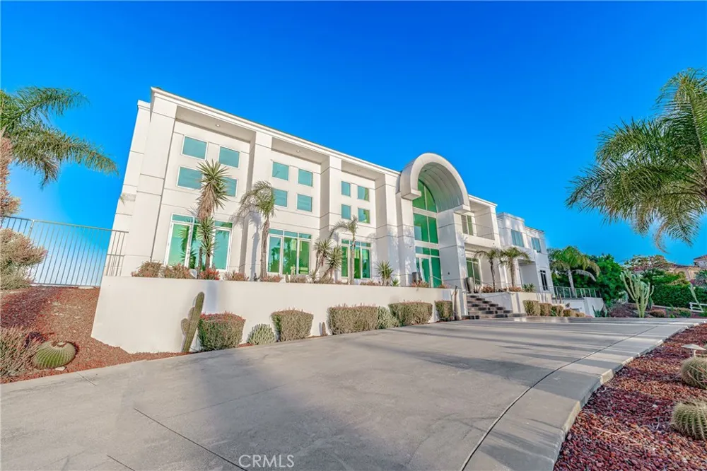 23980 Falcons View Diamond Bar, CA 91765