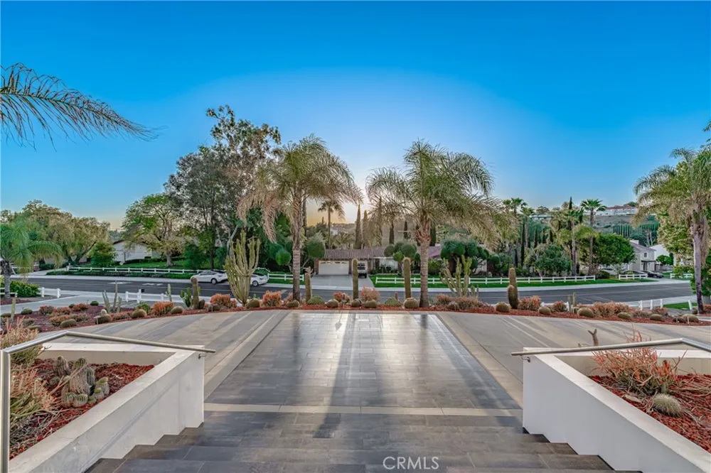 23980 Falcons View Diamond Bar, CA 91765