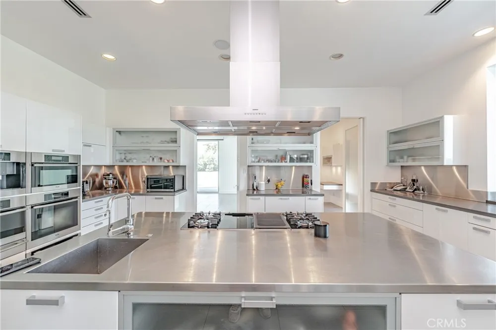 23980 Falcons View Diamond Bar, CA 91765