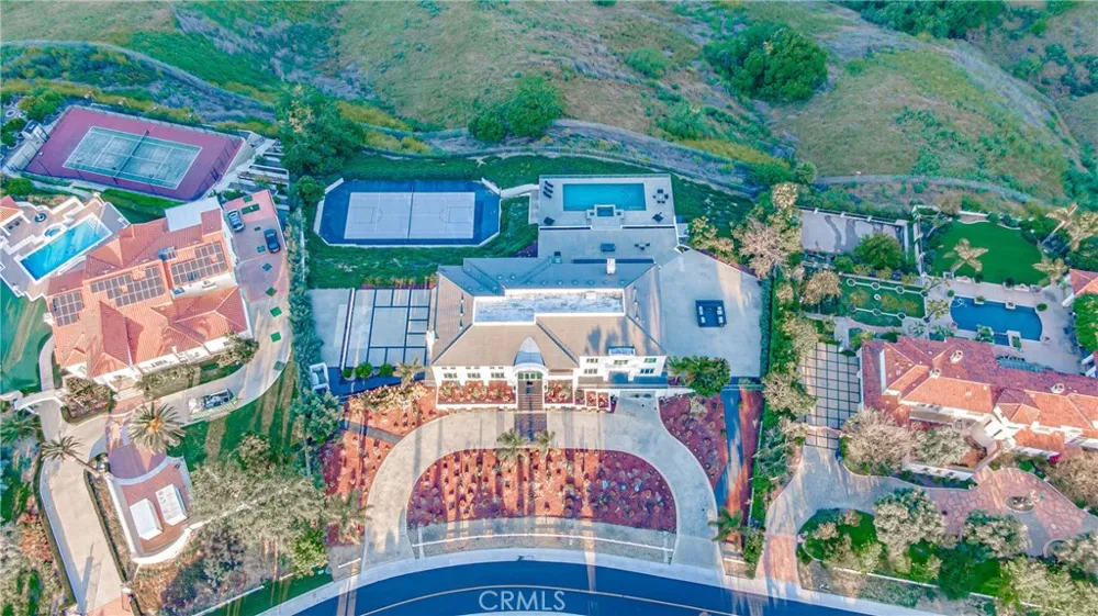 23980 Falcons View Diamond Bar, CA 91765